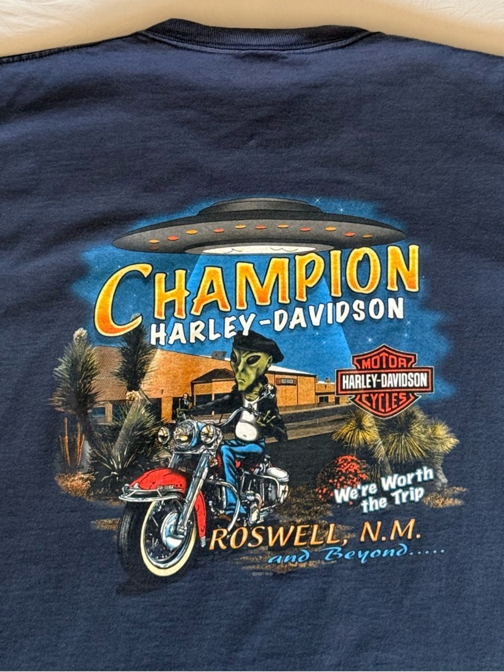 Harley-Davidson Roswell NM Alien Vintage 2001 Navy Pocket Boxy Tee Classic Logo